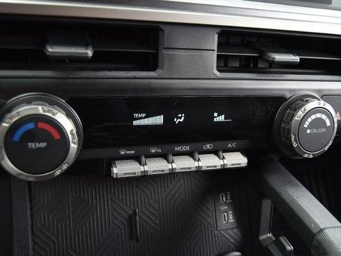 Used 2025 Toyota 4Runner Limited image 15