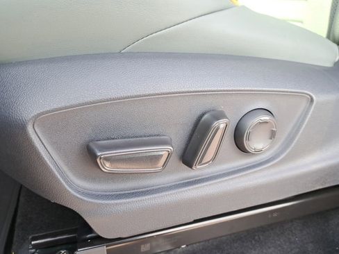 New 2025 Toyota Tacoma Trailhunter image 15