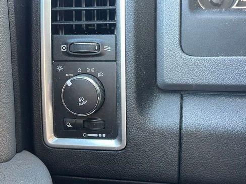 Used 2015 RAM 1500 Big Horn AWD/4WD image 20