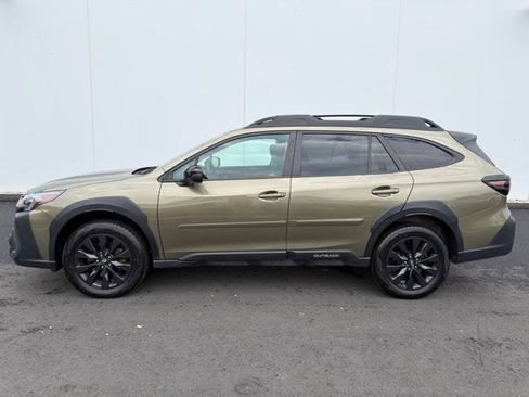 Used 2025 Subaru Outback Onyx Edition AWD/4WD image 10