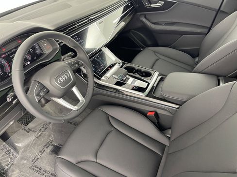 New 2025 Audi Q8 Premium Plus image 5