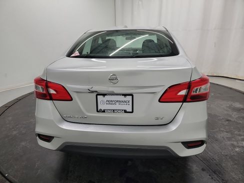 Used 2019 Nissan Sentra SV image 8