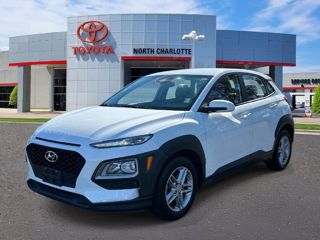 Used 2021 Hyundai Kona SE AWD/4WD image 3