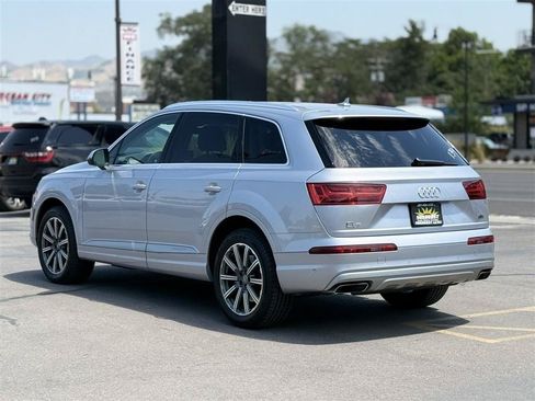 Used 2019 Audi Q7 2.0T Premium Plus w/ Premium Plus Package AWD/4WD image 5