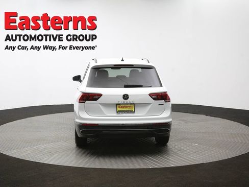 Used 2022 Volkswagen Tiguan S image 36