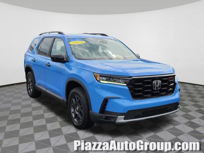 Certified 2025 Honda Pilot TrailSport