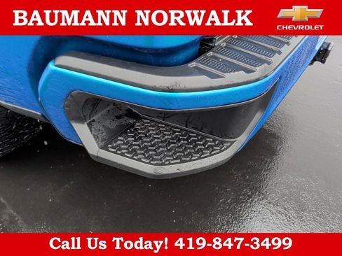 Used 2024 Chevrolet Silverado 1500 Custom w/ LPO, Dark Essentials Package image 9