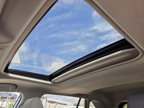 Used 2025 Toyota RAV4 XLE w/ Convenience Package FWD image 29