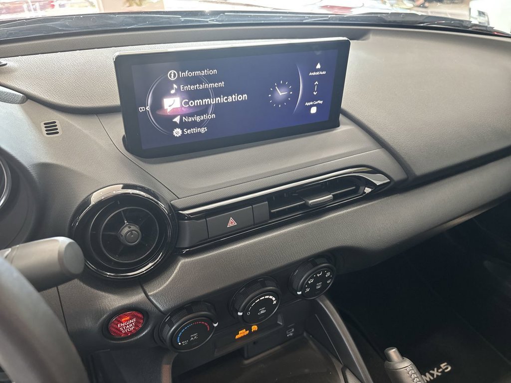 Used 2025 MAZDA MX-5 Miata Sport w/ Interior Package RWD image 15