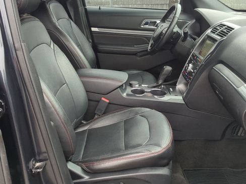 Used 2017 Ford Explorer Sport w/ Equipment Group 401A image 28