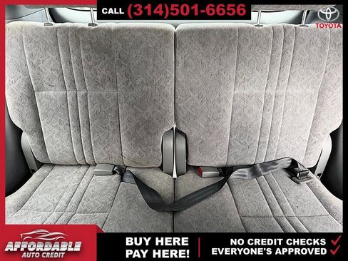 Used 2000 Toyota Sienna LE FWD image 12