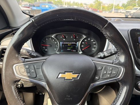 Used 2018 Chevrolet Equinox LT w/ Sun & Infotainment Package AWD/4WD image 18
