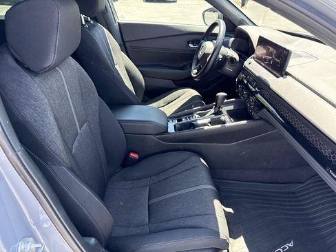 Used 2023 Honda Accord Sport image 29