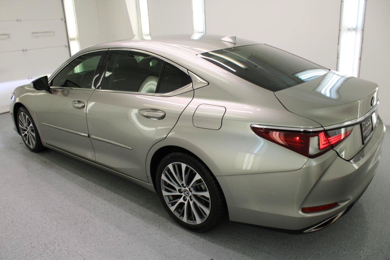 Used 2019 Lexus ES 350 w/ Premium Package FWD image 6
