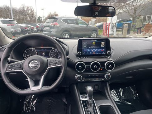 Certified 2022 Nissan Sentra SV w/ Trunk Package image 11