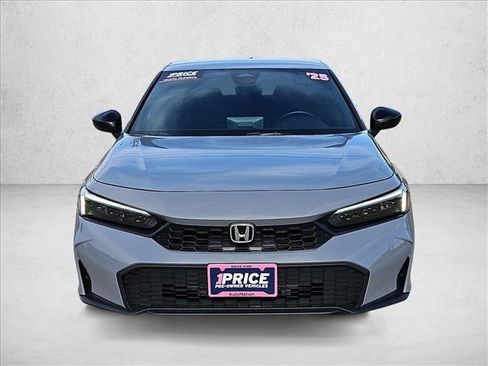 Used 2025 Honda Civic Sport image 2