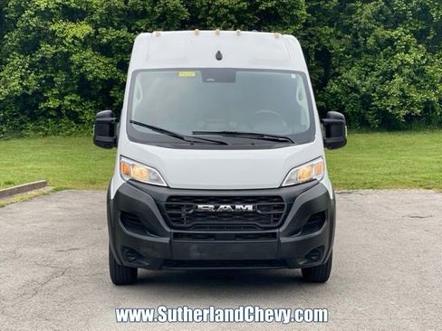 Used 2023 RAM ProMaster 2500 FWD image 2