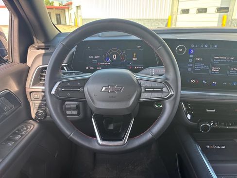 Used 2025 Chevrolet Tahoe RST w/ Comfort Package AWD/4WD image 10