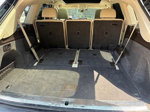 Used 2018 Audi Q7 3.0T Prestige image 24