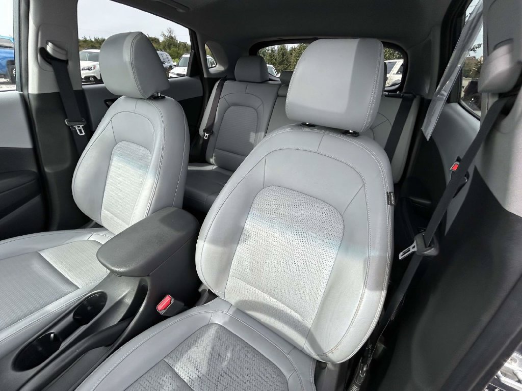 Used 2018 Hyundai Kona Limited FWD image 18
