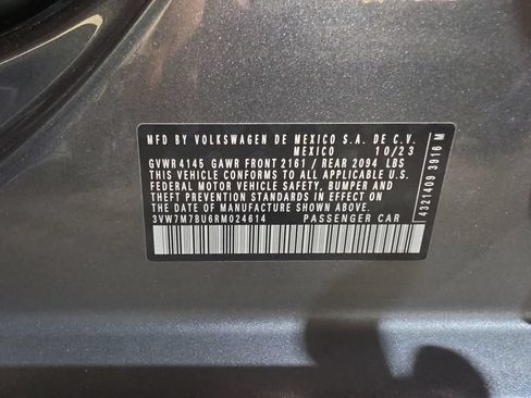 Used 2024 Volkswagen Jetta SE FWD image 26