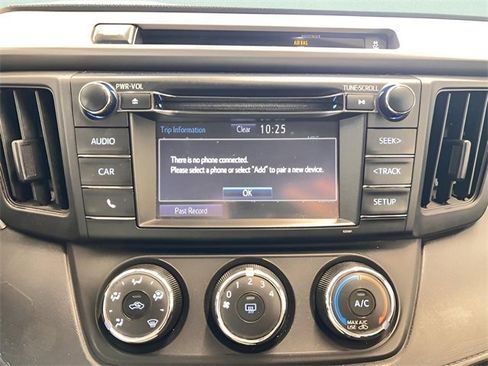 Used 2016 Toyota RAV4 LE image 14