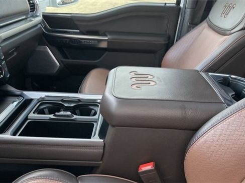 Used 2024 Ford F450 King Ranch w/ Chrome Package image 21