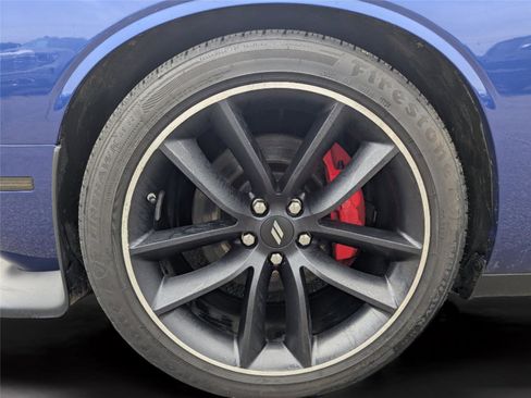 Used 2022 Dodge Challenger R/T w/ Shaker Package image 11