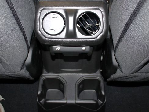 New 2026 Jeep Gladiator Sport image 28