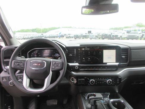 New 2026 GMC Sierra 1500 SLT w/ SLT Convenience Package AWD/4WD image 14