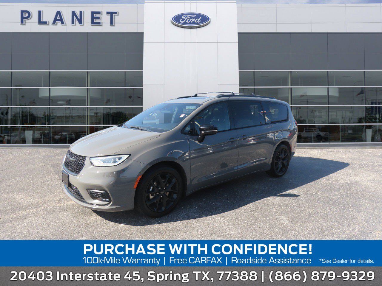 Used 2025 Chrysler Pacifica Limited FWD image 1