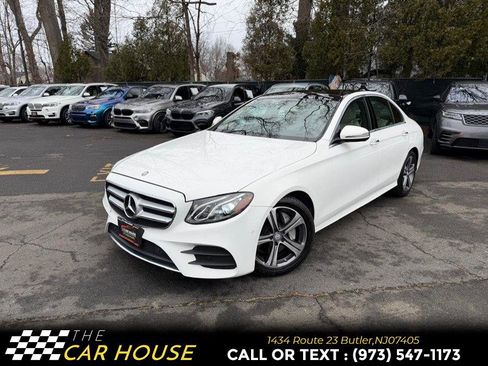 Used 2017 Mercedes-Benz E 300 4MATIC image 1