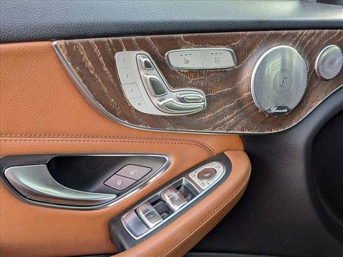 Used 2018 Mercedes-Benz C 300 Cabriolet image 4