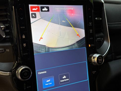 Used 2024 RAM 2500 Laramie w/ Night Edition image 30