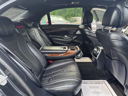 Used 2015 Mercedes-Benz S 550 4MATIC Sedan image 37