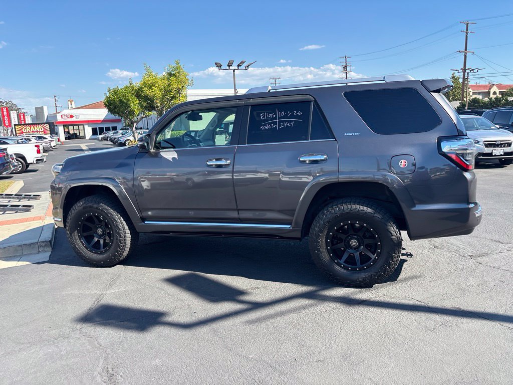 Used 2022 Toyota 4Runner Limited RWD image 7