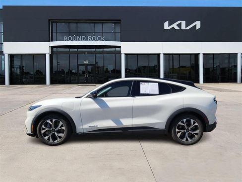 Used 2025 Ford Mustang Mach-E Select image 4