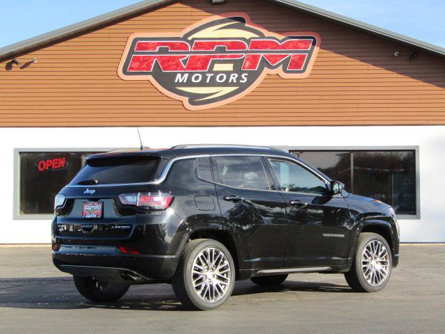 Used 2022 Jeep Compass Limited w/ Elite Group AWD/4WD image 5