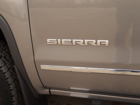 Used 2017 GMC Sierra 1500 SLT w/ SLT Premium Package image 36