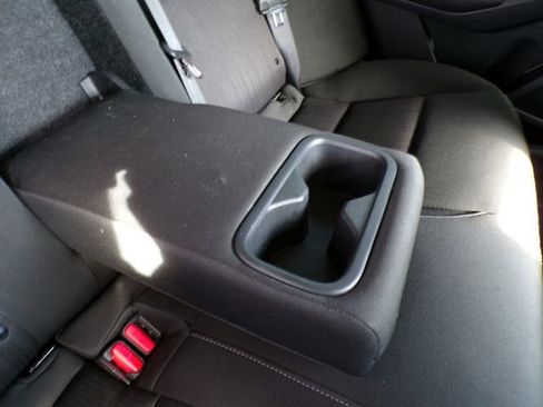 Used 2023 Nissan Altima 2.5 SV image 9