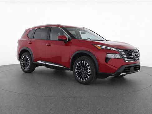 Used 2024 Nissan Rogue Platinum AWD/4WD image 2