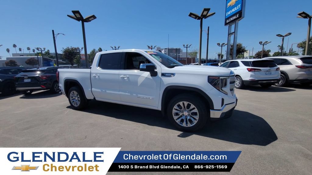 Used 2023 GMC Sierra 1500 SLE RWD image 2