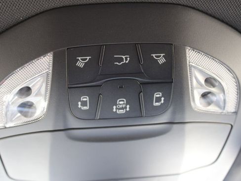 New 2026 Chrysler Pacifica Select image 22