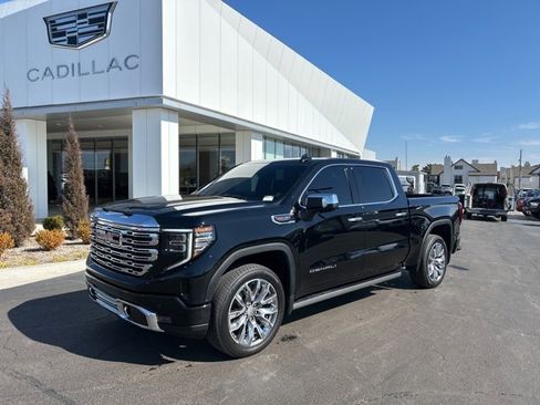 Used 2025 GMC Sierra 1500 Denali image 2