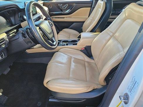 Used 2022 Lincoln Corsair Grand Touring w/ Elements Technology Bundle image 16