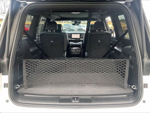 New 2026 Jeep Grand Wagoneer Limited AWD/4WD image 28