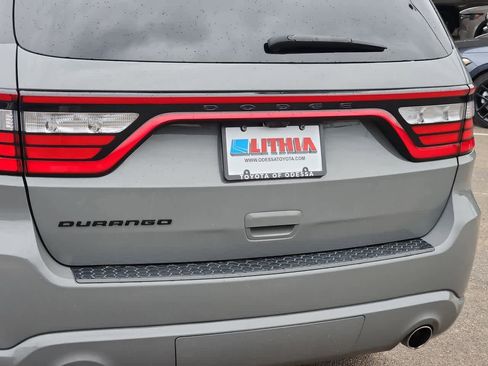 Used 2022 Dodge Durango SXT w/ Blacktop Package image 11