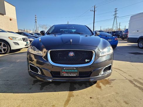 Used 2015 Jaguar XJ R LWB image 2
