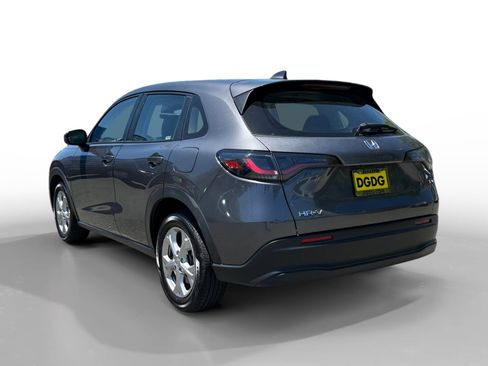 Used 2025 Honda HR-V LX image 3