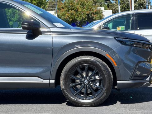 Used 2025 Honda CR-V Sport image 36